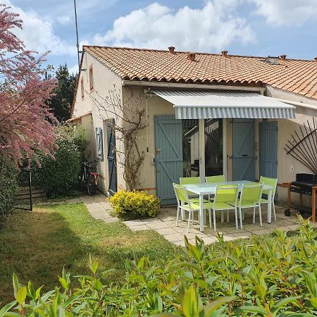 Petite maison dans résidence avec piscine proche plage et centre ville à pied Pornic Exterior foto